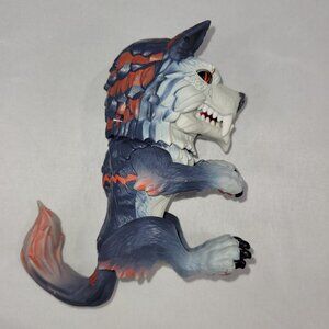 Fingerlings Untamed Dire Wolf Midnight Interactive Electronic Dinosaur WowWee